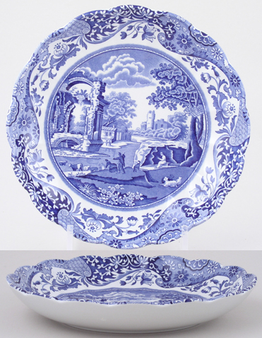 Dish fluted medium